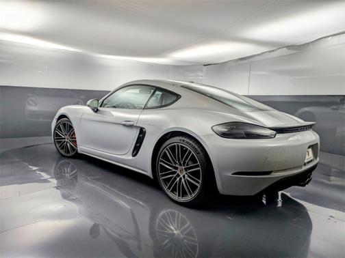 2024 Porsche 718 Cayman S