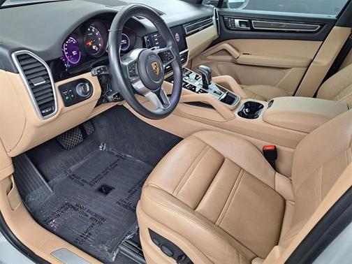 2022 Porsche Cayenne