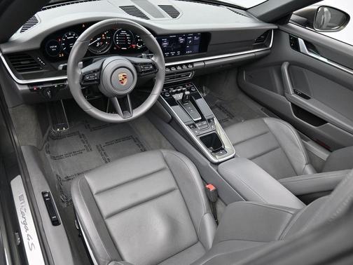 2021 Porsche 911 Targa 4S