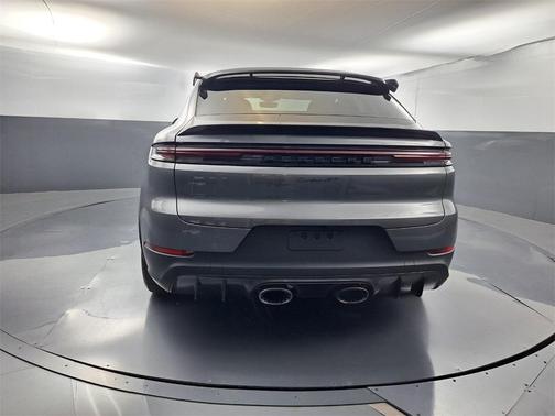 2024 Porsche Cayenne Turbo GT