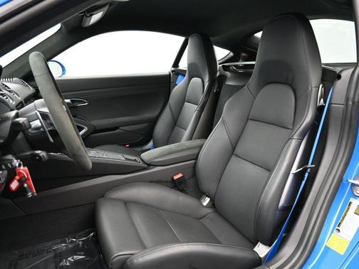 2025 Porsche 718 Cayman GTS 4.0