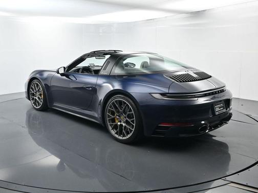 2021 Porsche 911 Targa 4S