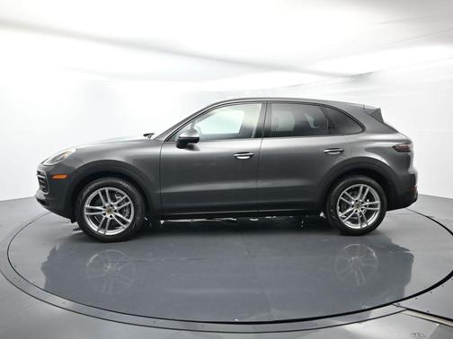 2021 Porsche Cayenne Base