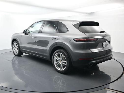 2021 Porsche Cayenne Base