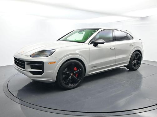 Chalk 2026 Porsche Cayenne GTS