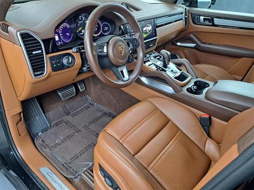 2022 Porsche Cayenne E-Hybrid Turbo S