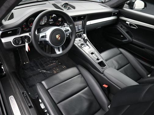 2014 Porsche 911 Carrera 4S