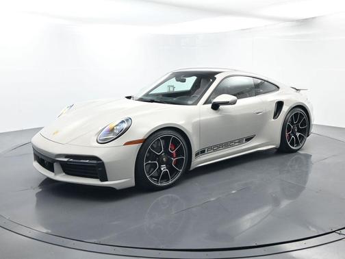 2021 Porsche 911 Turbo