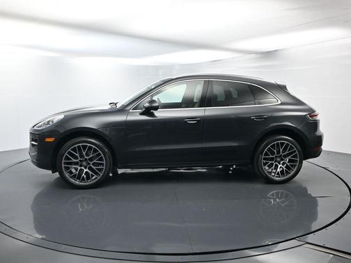 2021 Porsche Macan S