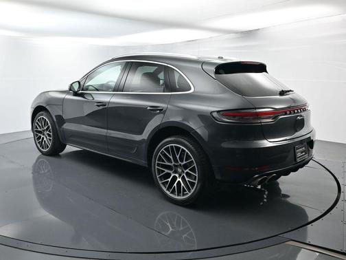 2021 Porsche Macan S