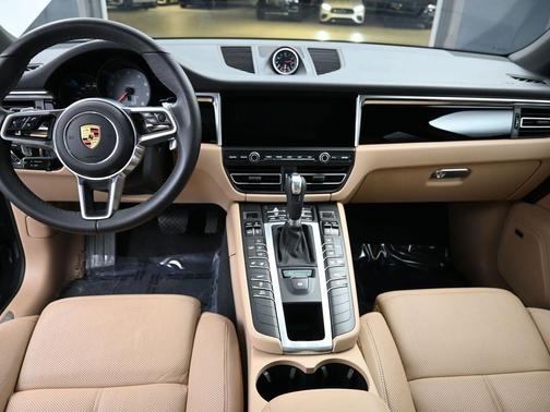 2021 Porsche Macan S