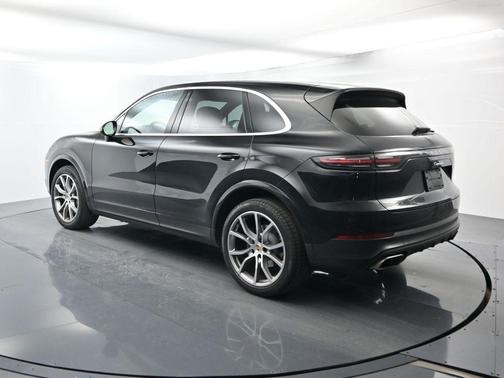 2021 Porsche Cayenne Base