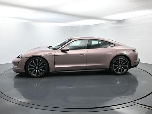 2022 Porsche Taycan Base