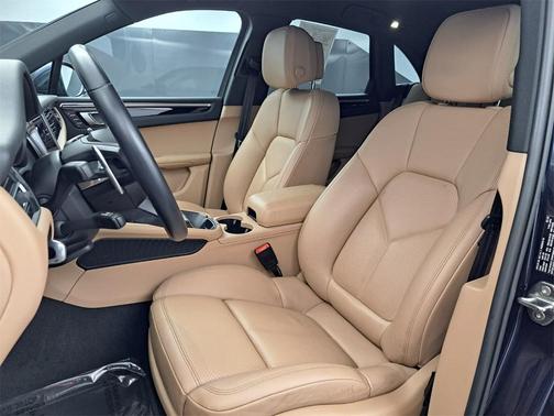 2022 Porsche Macan S