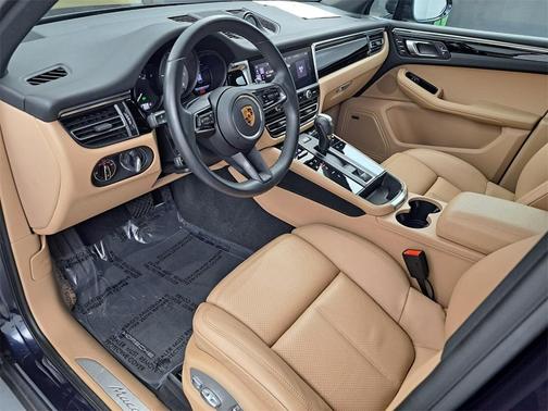 2022 Porsche Macan S