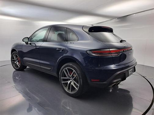 2022 Porsche Macan S
