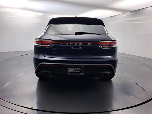 2022 Porsche Macan S