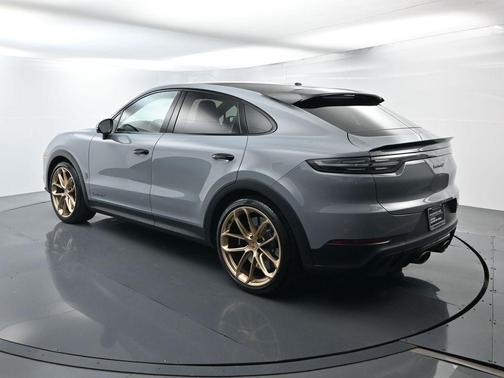 2023 Porsche Cayenne Turbo GT