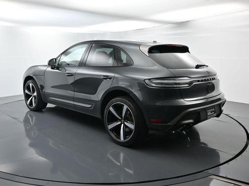 2024 Porsche Macan