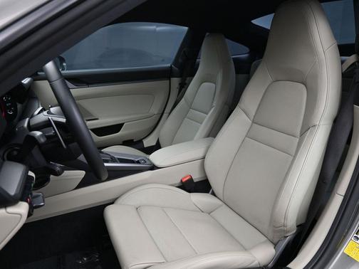 2023 Porsche 911 Carrera S