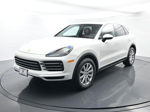 2022 Porsche Cayenne 