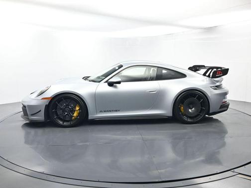 Dolomite Silver Metallic 2022 Porsche 911 GT3