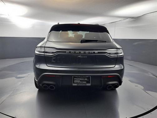 2024 Porsche Macan T