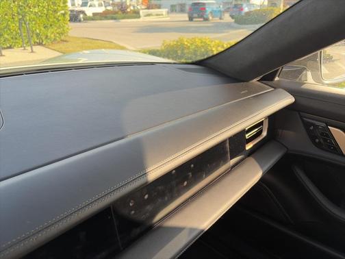 2020 Porsche Taycan Turbo S