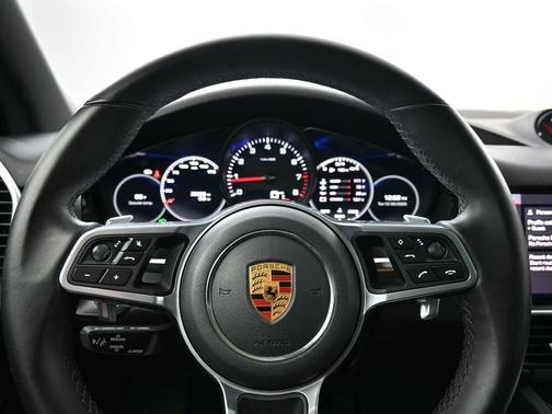 2021 Porsche Cayenne Base