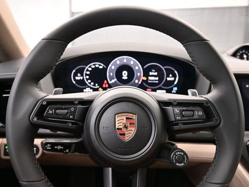 2025 Porsche Panamera Base