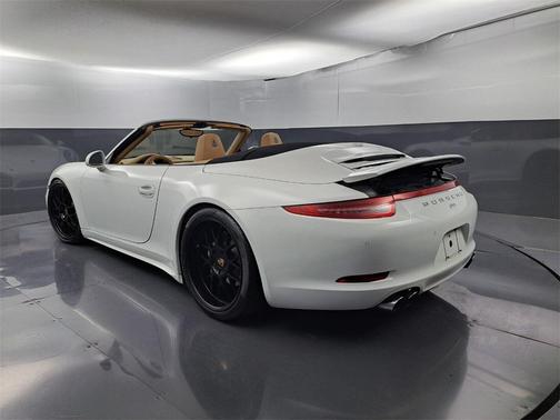 2014 Porsche 911 Carrera 4