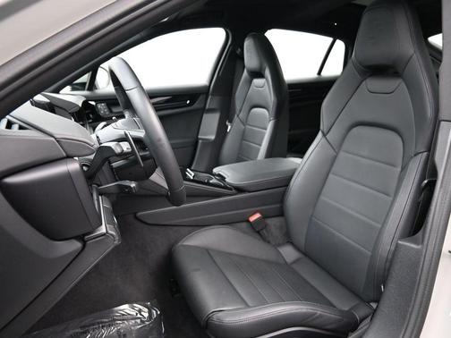 Chalk 2025 Porsche Panamera Base