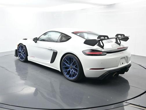 2023 Porsche 718 Cayman GT4 RS