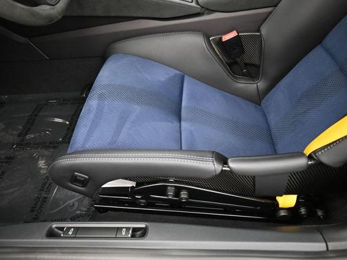 2023 Porsche 718 Cayman GT4 RS