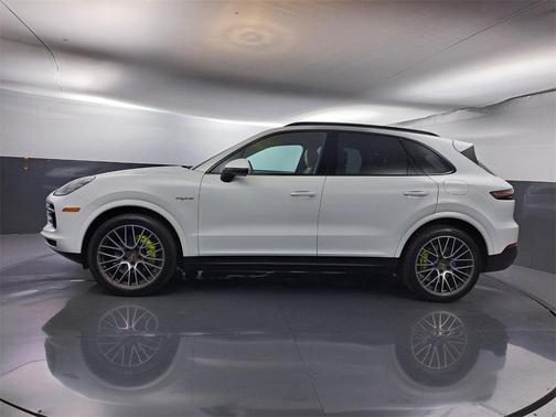 2021 Porsche Cayenne E-Hybrid AWD