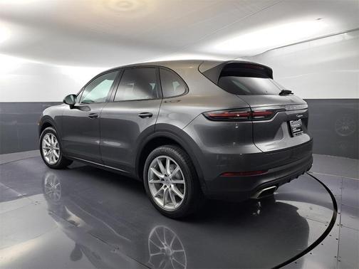 2021 Porsche Cayenne Base