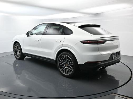 2021 Porsche Cayenne AWD