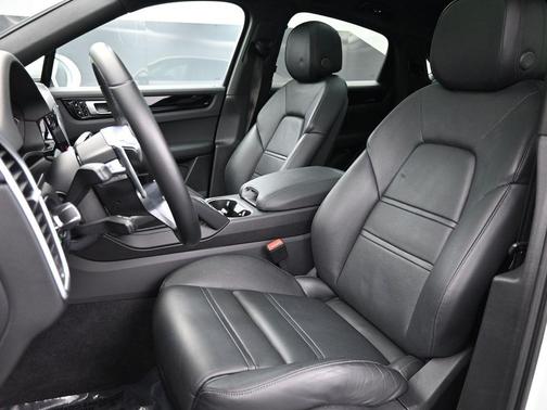 2021 Porsche Cayenne AWD