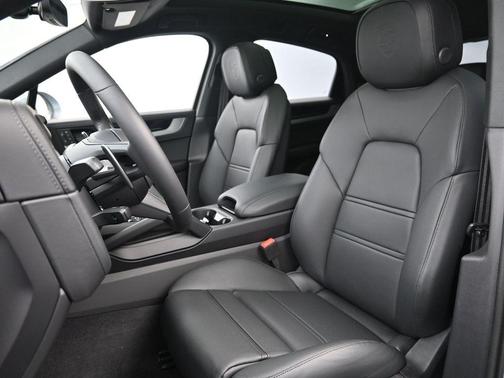 2026 Porsche Cayenne S Coupe AWD