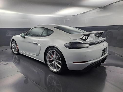 2023 Porsche 718 Cayman GT4
