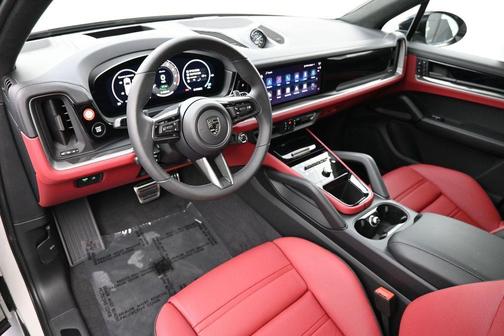 Chalk 2026 Porsche Cayenne Turbo