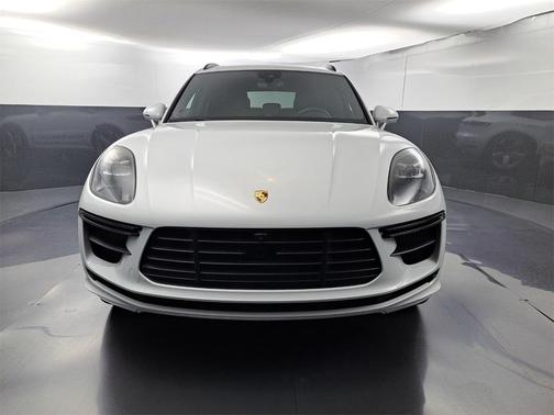 2020 Porsche Macan Turbo