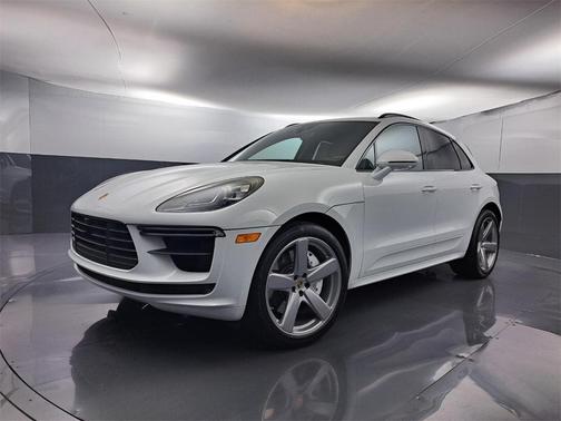 2020 Porsche Macan Turbo