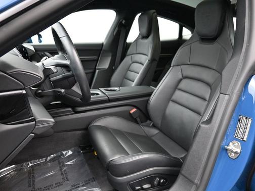 2025 Porsche Taycan Base