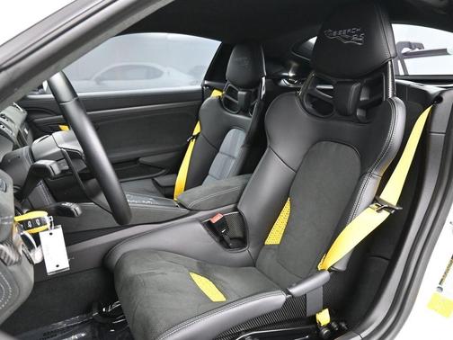 2024 Porsche 718 Cayman GT4 RS