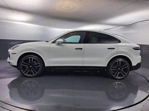 2022 Porsche Cayenne S Coupe AWD