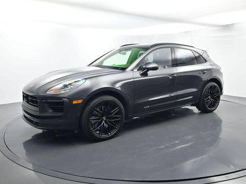 Volcano Grey Metallic 2025 Porsche Macan GTS