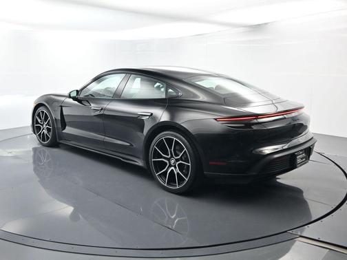 2023 Porsche Taycan Base