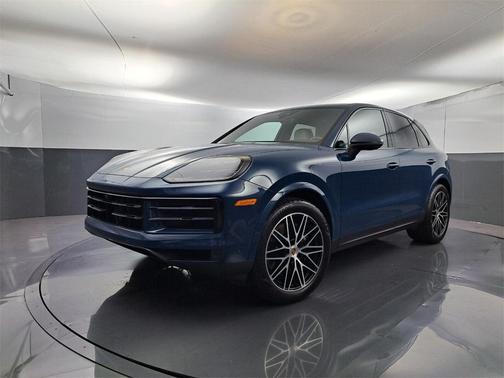 2024 Porsche Cayenne Base