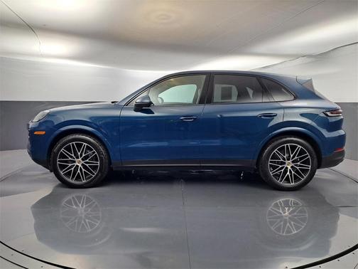 2024 Porsche Cayenne Base